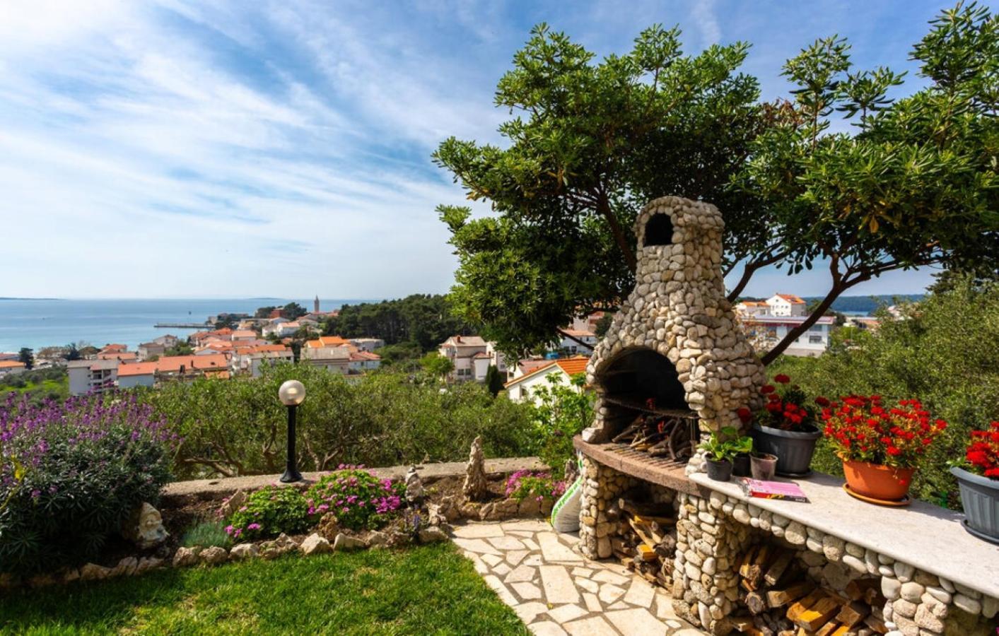 Banjol Guest House Lucija מראה חיצוני תמונה